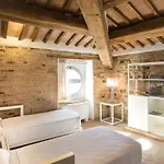 Castello Di Ramazzano - Tenute Aliani 팜스테이 페루자