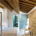 Castello Di Ramazzano - Tenute Aliani 팜스테이