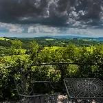 Castello Di Ramazzano - Tenute Aliani *