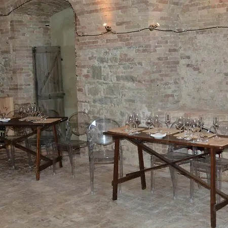 Castello Di Ramazzano - Tenute Aliani Pérouse