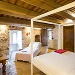 Castello Di Ramazzano - Tenute Aliani ファームステイ ペルージャ