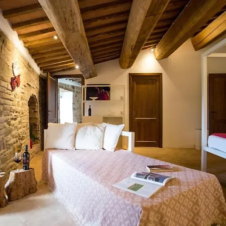 Castello Di Ramazzano - Tenute Aliani Perugia