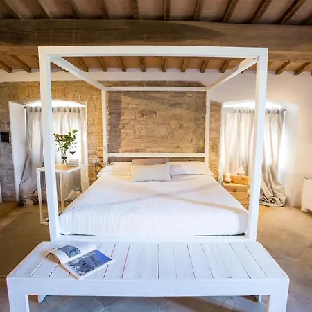 Castello Di Ramazzano - Tenute Aliani 农家乐 *