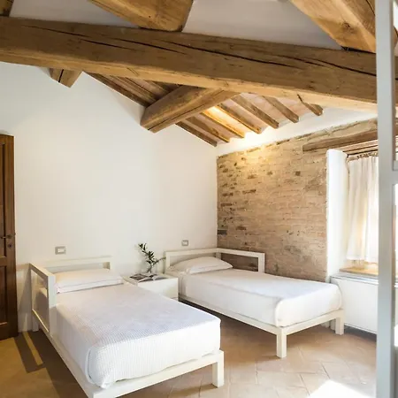 Agroturismo Castello Di Ramazzano - Tenute Aliani Perugia