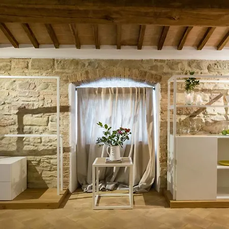 Castello Di Ramazzano - Tenute Aliani 佩鲁贾