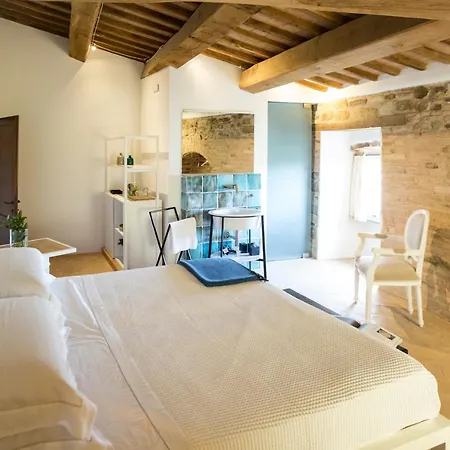 Castello Di Ramazzano - Tenute Aliani 农家乐 *