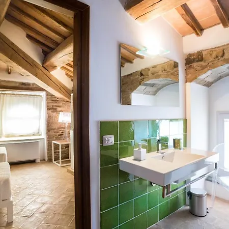 Castello Di Ramazzano - Tenute Aliani