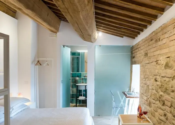 Castello Di Ramazzano - Tenute Aliani Alloggio per agriturismo