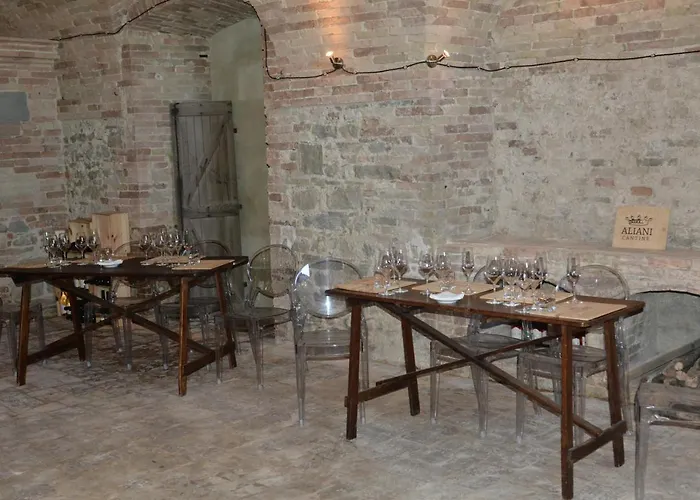 Castello Di Ramazzano - Tenute Aliani Perugia