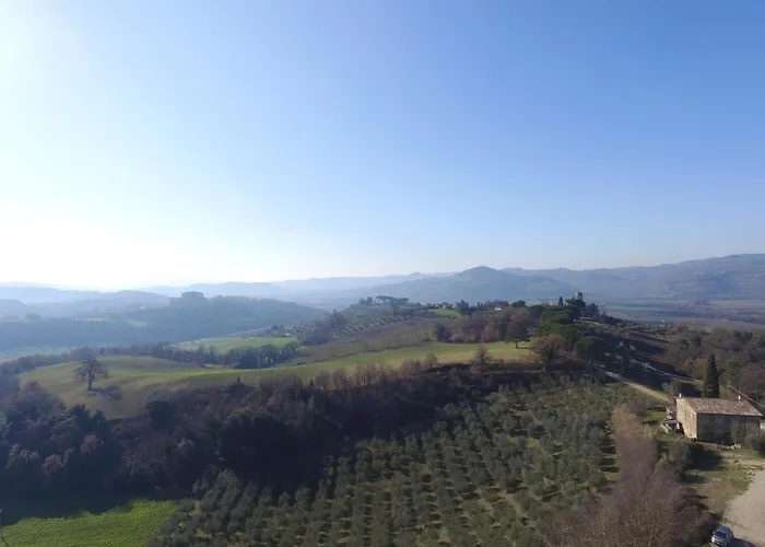 Alloggio per agriturismo Castello Di Ramazzano - Tenute Aliani