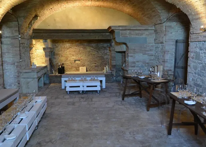 Castello Di Ramazzano - Tenute Aliani Alloggio per agriturismo *