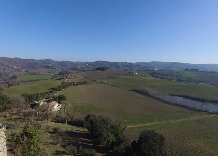 Castello Di Ramazzano - Tenute Aliani Alloggio per agriturismo Perugia