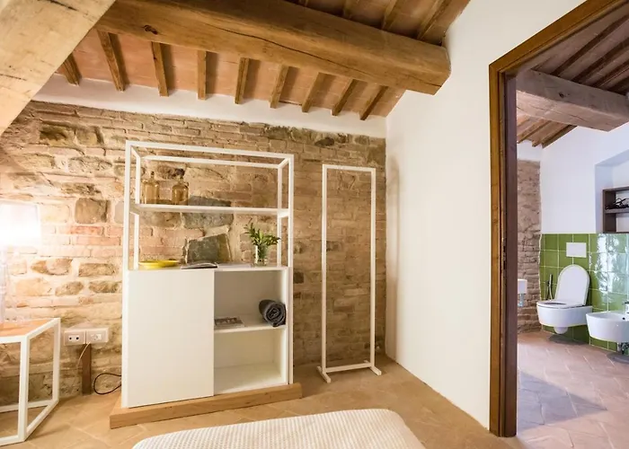 Castello Di Ramazzano - Tenute Aliani Alloggio per agriturismo