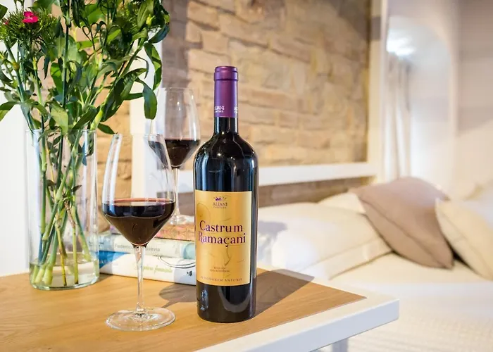 Alloggio per agriturismo Castello Di Ramazzano - Tenute Aliani Perugia