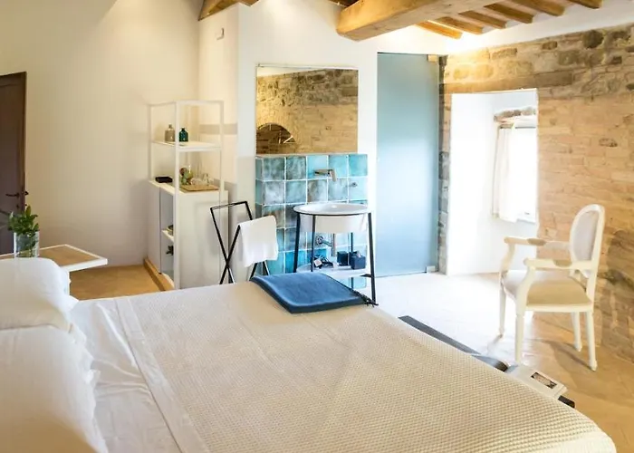 Castello Di Ramazzano - Tenute Aliani Alloggio per agriturismo *